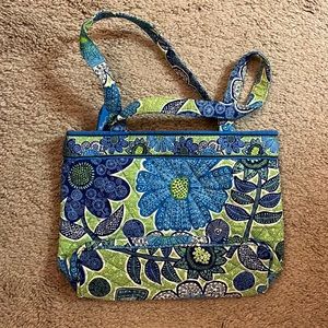 Vera Bradley Handbag in Doodle Daisy